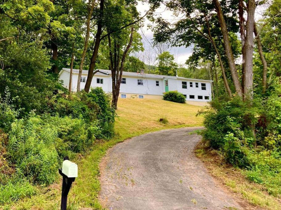 The Bungalow Horseheads Exterior foto